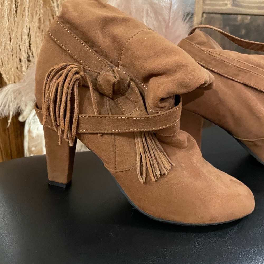 EXPRESS Tan Fringe Booties